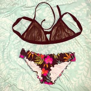 Bathing suit!🌺